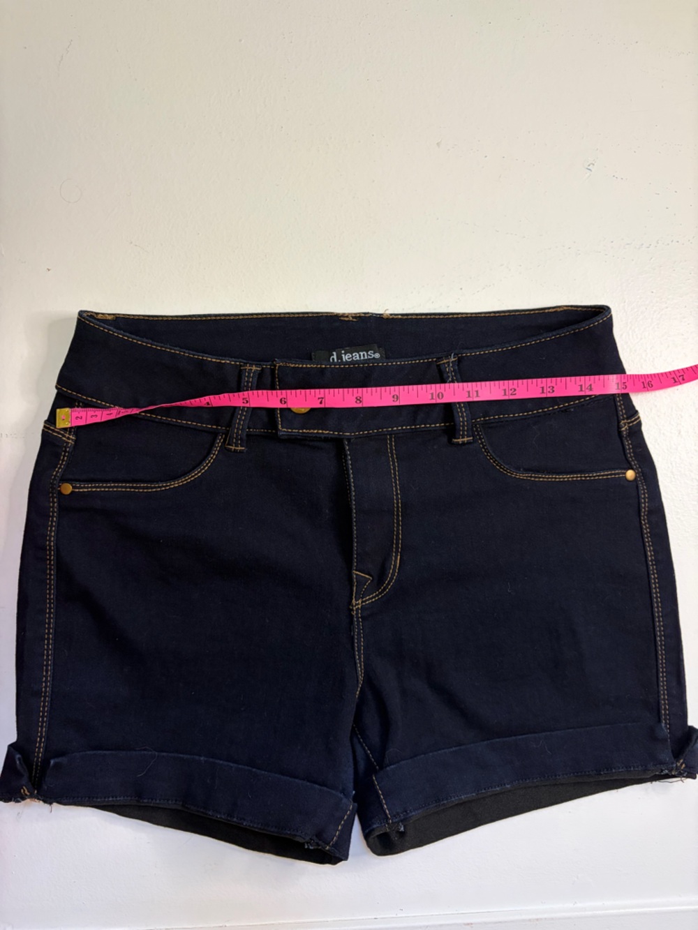 d. jeans Dark Indigo Rolled Hem Denim Shorts size 6 - Picture 7 of 7